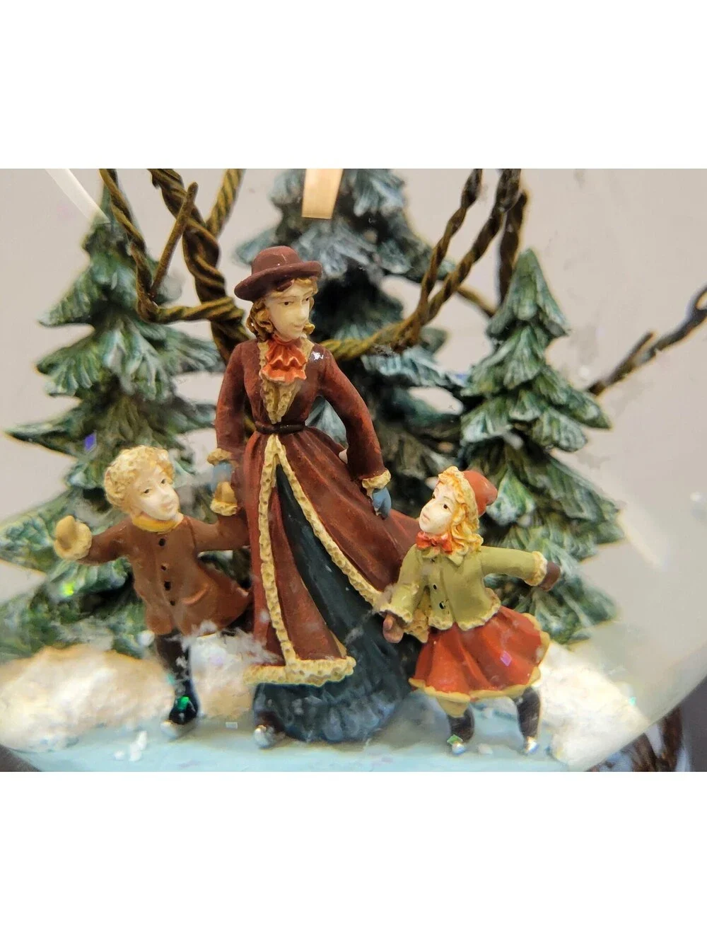 Musicbox Kingdom Christmas Snow Globe Ice Skater 